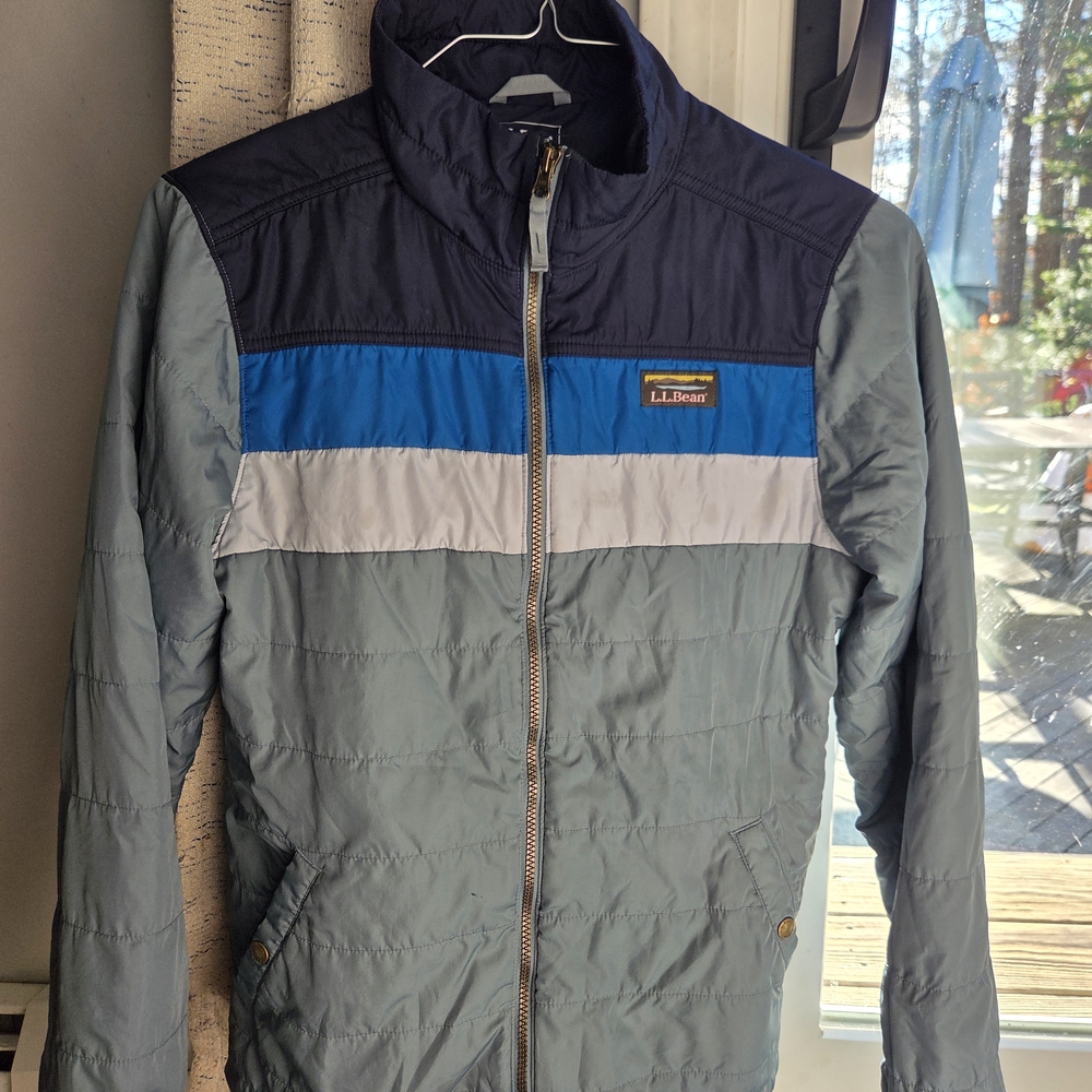 L.L. Bean Men's Mountain Classic Puffer Jacket